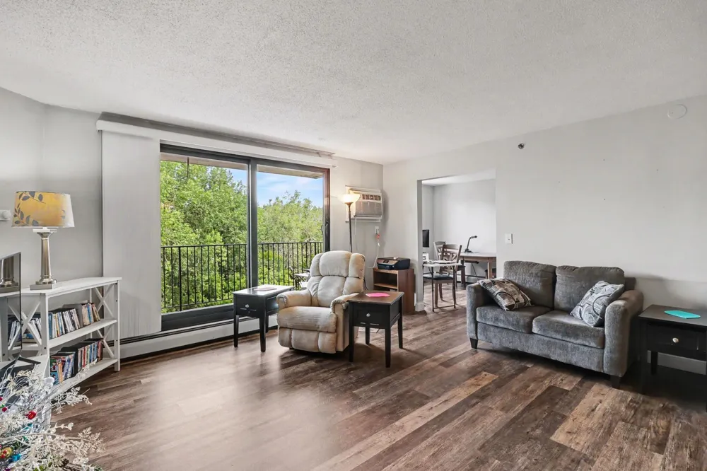 6500 Woodlake Drive #506 Richfield, MN 55423
