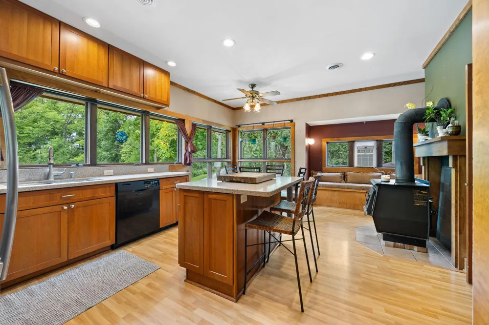 6093 County 24 Boulevard Cannon Falls, MN 55009