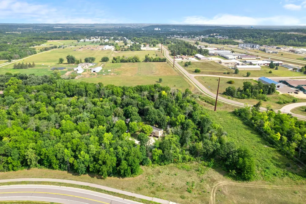 6093 County 24 Boulevard Cannon Falls, MN 55009