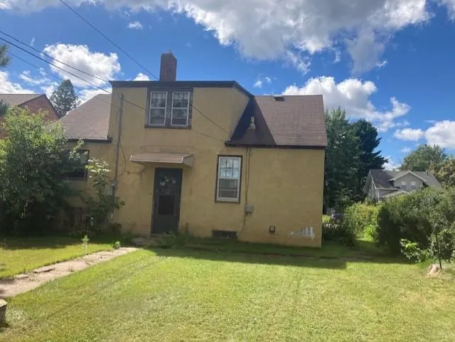626 1st Street Nashwauk, MN 55769
