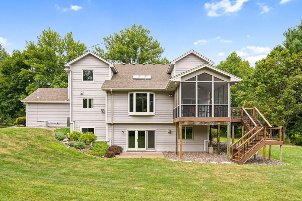 12370 Ravine Circle Stillwater, MN 55082
