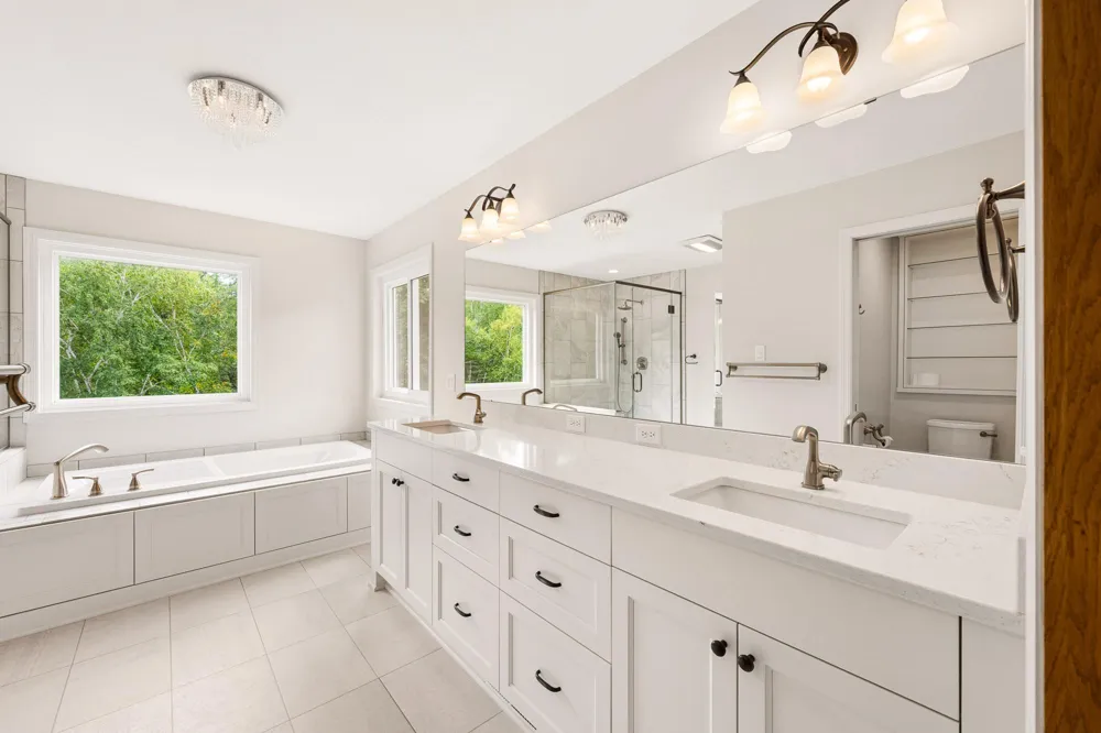 12370 Ravine Circle Stillwater, MN 55082