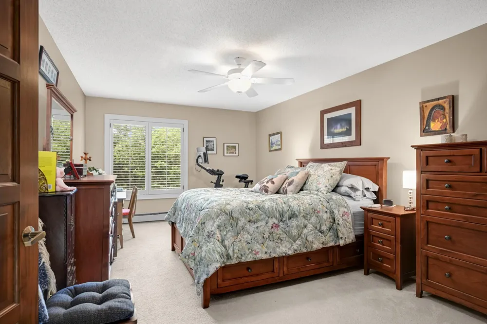 8400 Pennsylvania Road #320 Bloomington, MN 55438