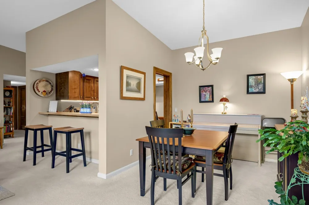8400 Pennsylvania Road #320 Bloomington, MN 55438