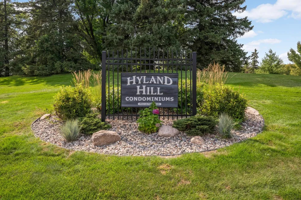 8400 Pennsylvania Road #320 Bloomington, MN 55438