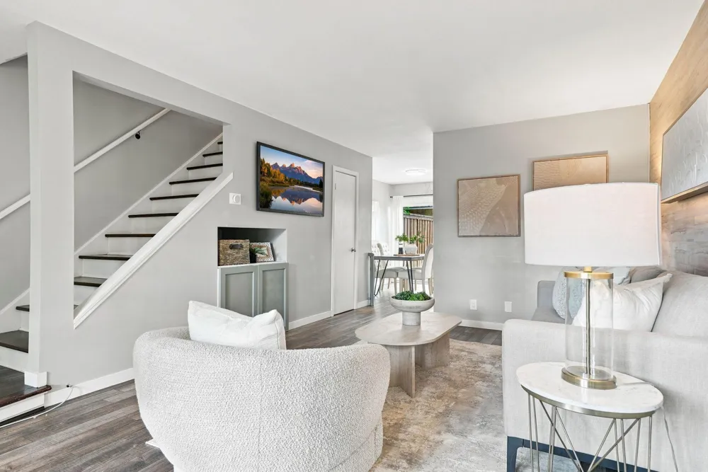6399 Barrie Road Edina, MN 55435
