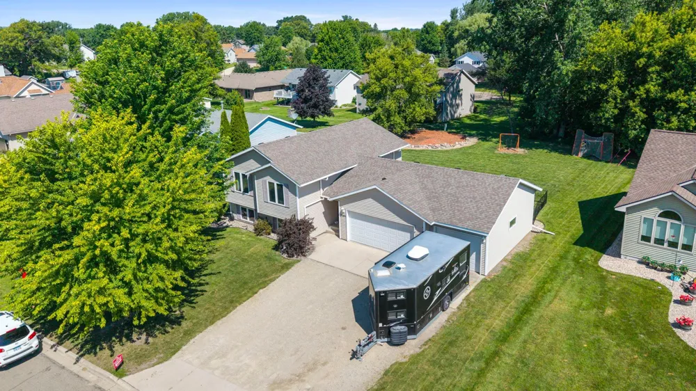 1291 Bellflower Lane NE Owatonna, MN 55060