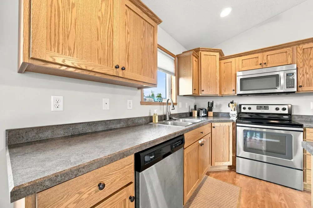 3542 23rd Avenue S Moorhead, MN 56560