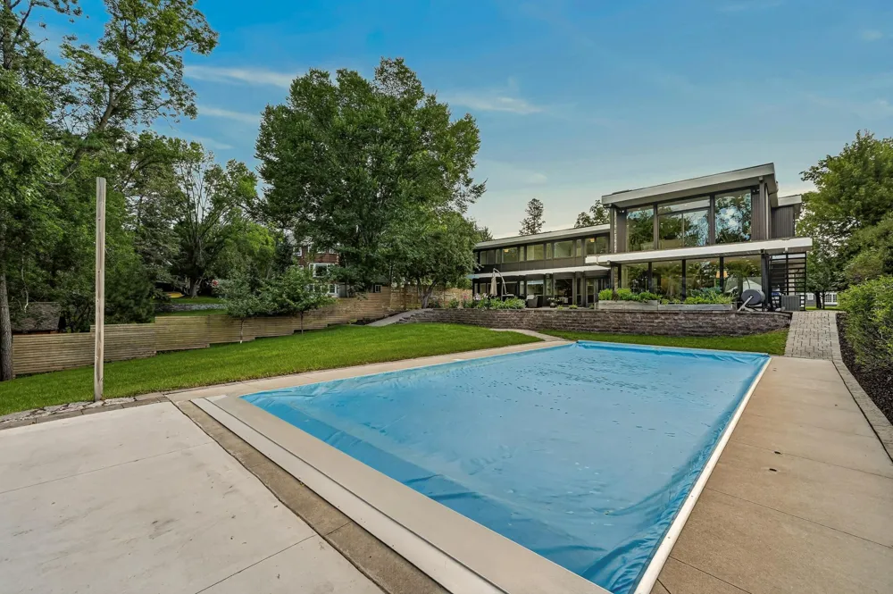 1061 Plummer Lane SW Rochester, MN 55902