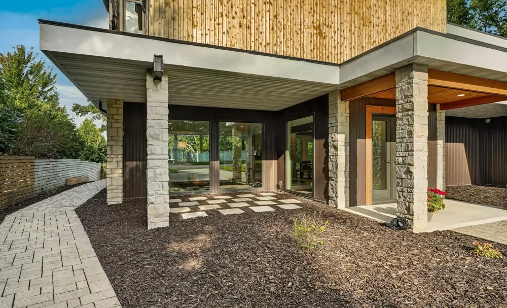 1061 Plummer Lane SW Rochester, MN 55902