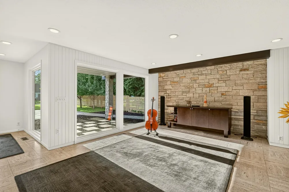 1061 Plummer Lane SW Rochester, MN 55902