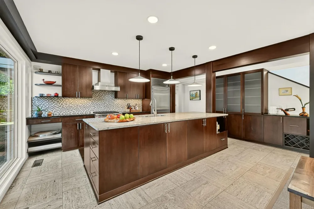 1061 Plummer Lane SW Rochester, MN 55902