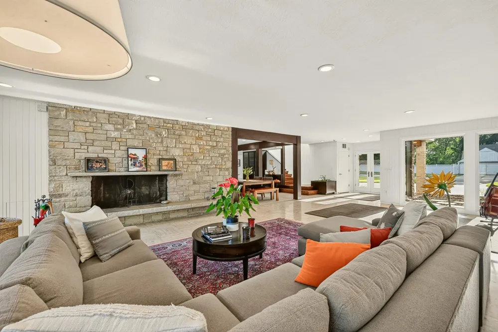 1061 Plummer Lane SW Rochester, MN 55902