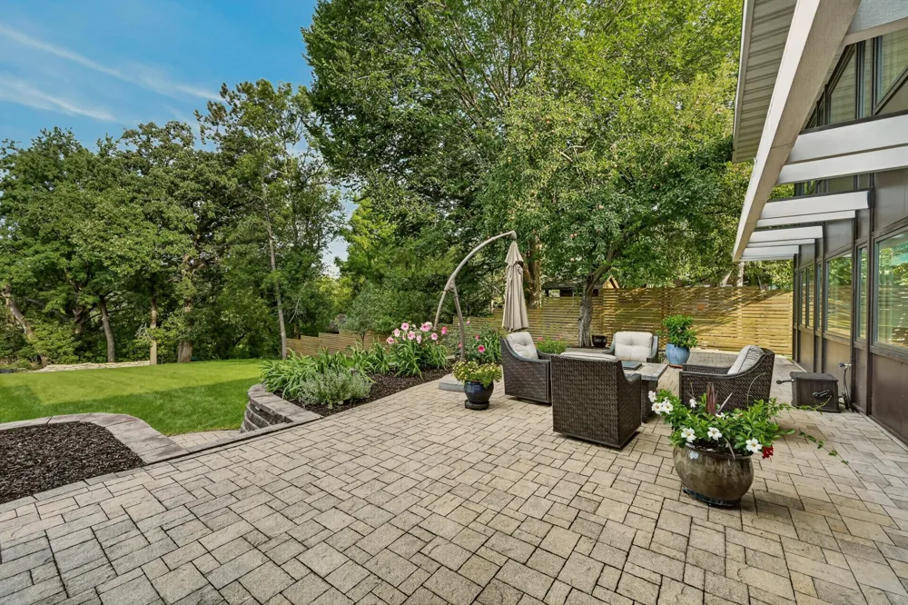 1061 Plummer Lane SW Rochester, MN 55902