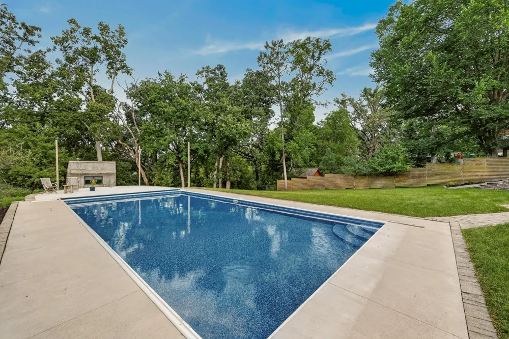 1061 Plummer Lane SW Rochester, MN 55902