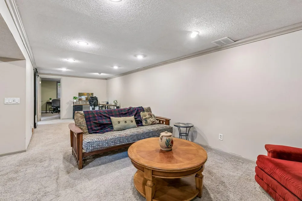 12718 Dupont Avenue S Burnsville, MN 55337