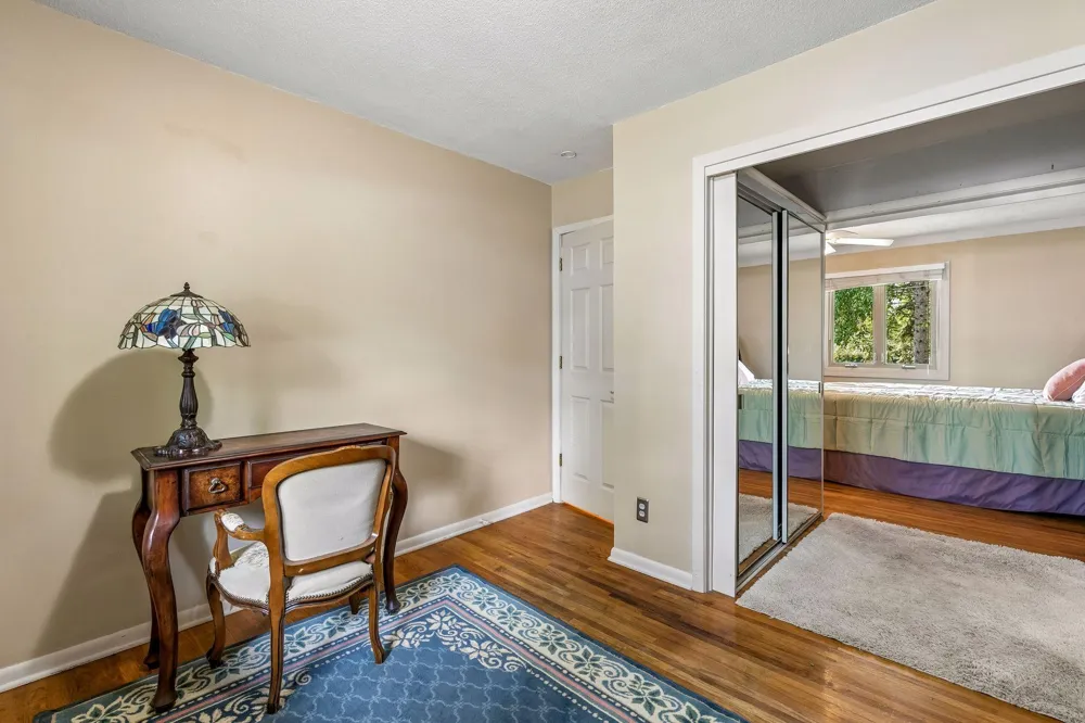 12718 Dupont Avenue S Burnsville, MN 55337