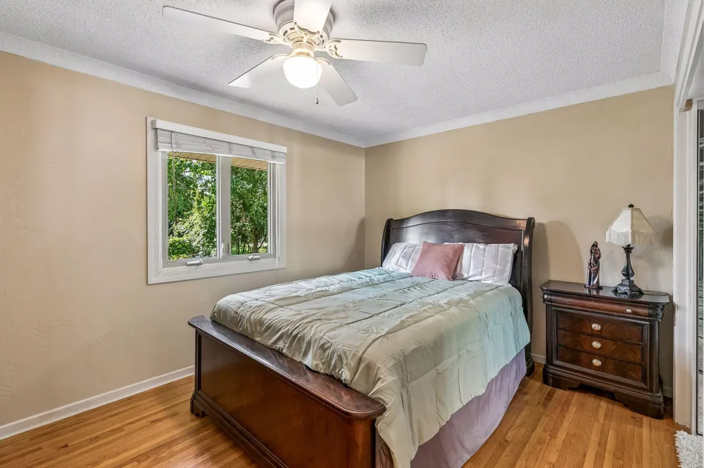 12718 Dupont Avenue S Burnsville, MN 55337