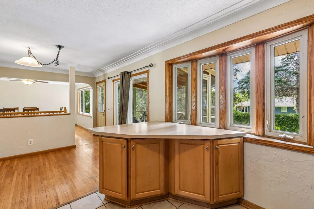12718 Dupont Avenue S Burnsville, MN 55337