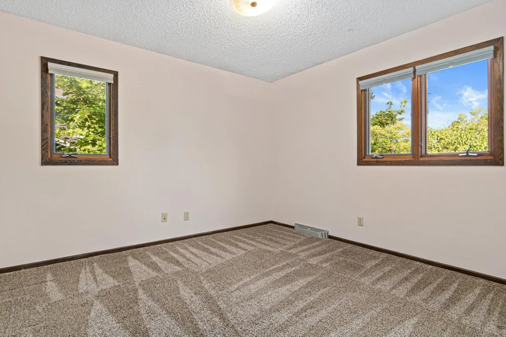9339 Cedar Lake Road S Saint Louis Park, MN 55426