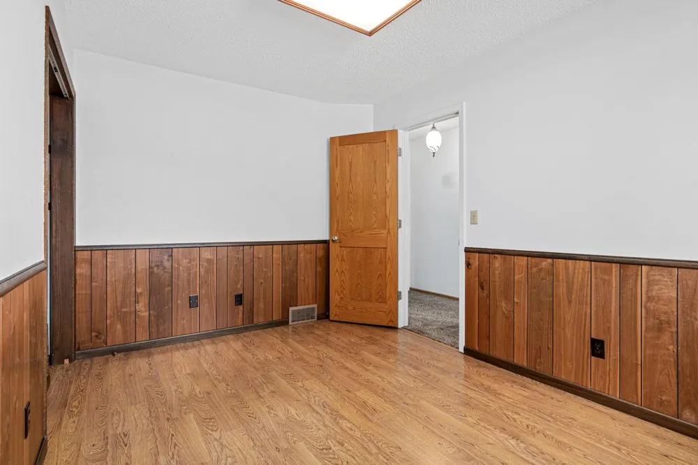 9339 Cedar Lake Road S Saint Louis Park, MN 55426