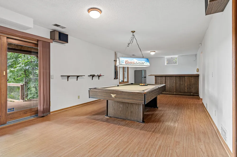 9339 Cedar Lake Road S Saint Louis Park, MN 55426