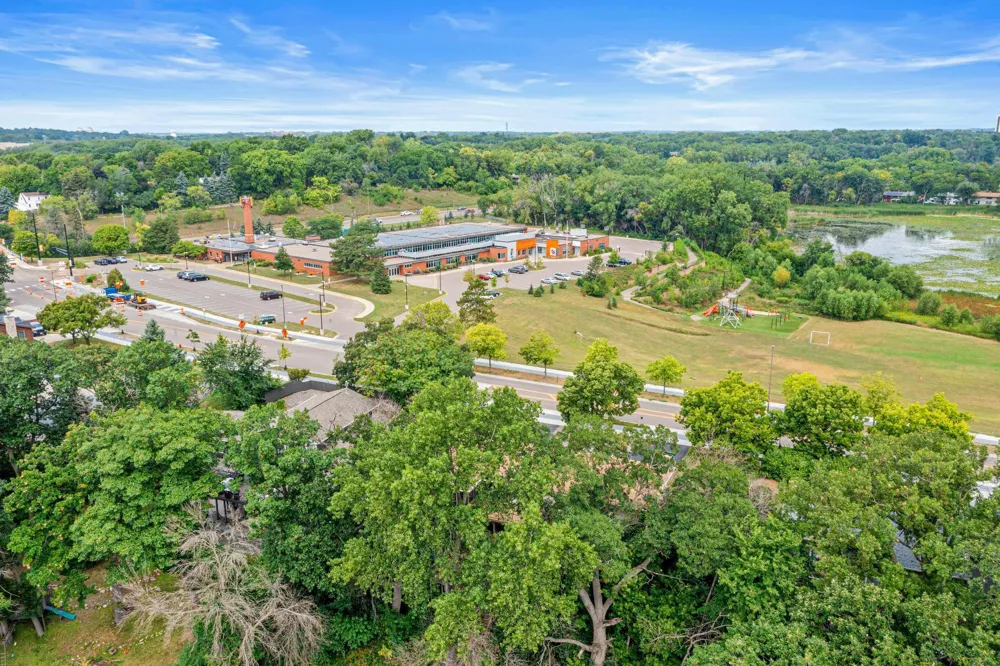 9339 Cedar Lake Road S Saint Louis Park, MN 55426