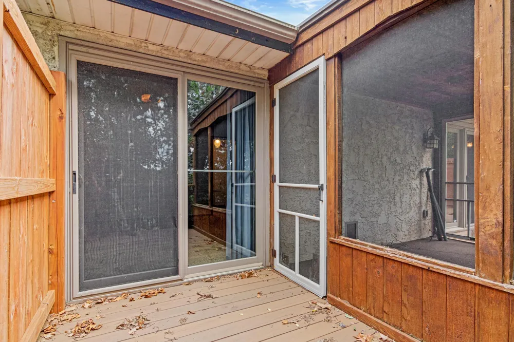 9339 Cedar Lake Road S Saint Louis Park, MN 55426