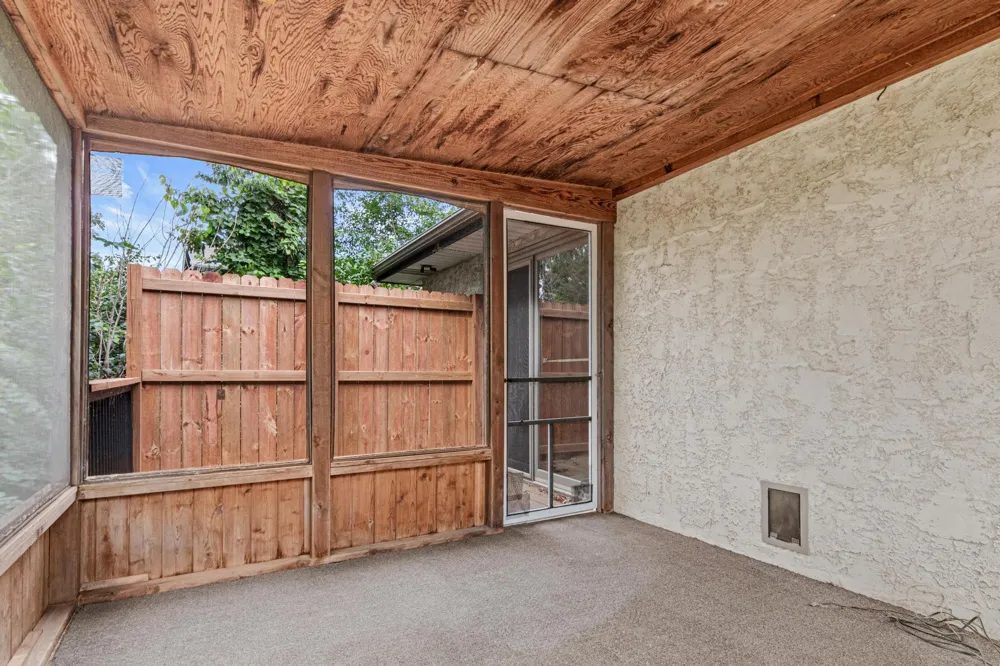 9339 Cedar Lake Road S Saint Louis Park, MN 55426