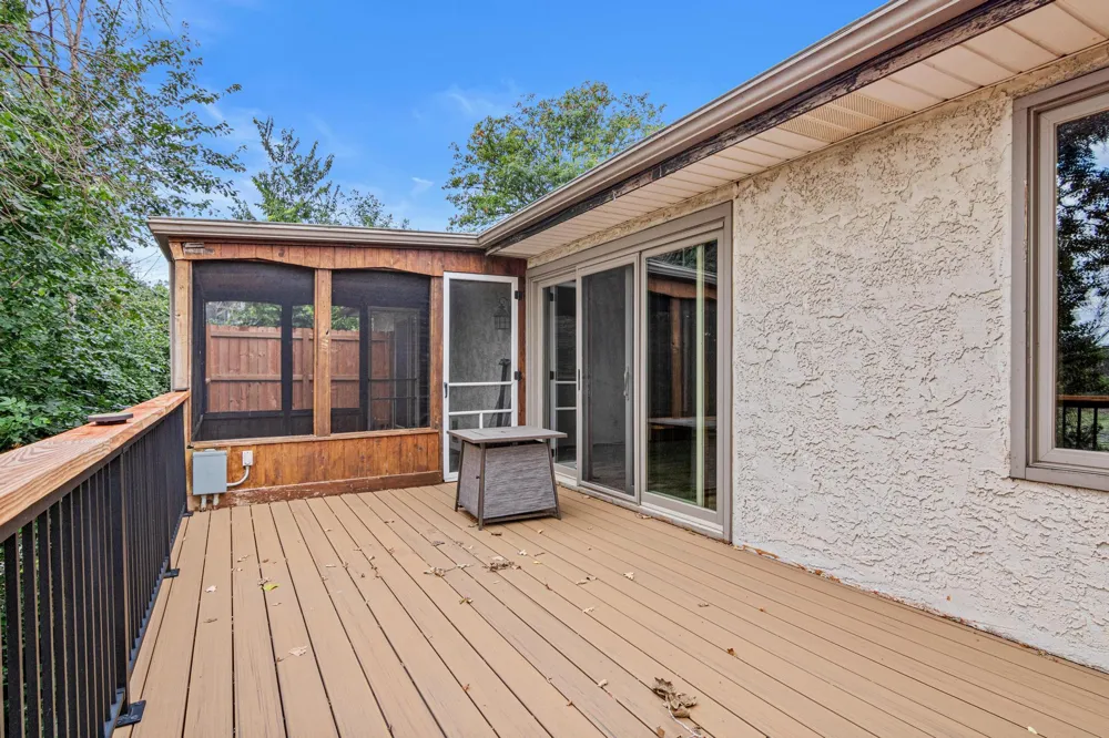 9339 Cedar Lake Road S Saint Louis Park, MN 55426
