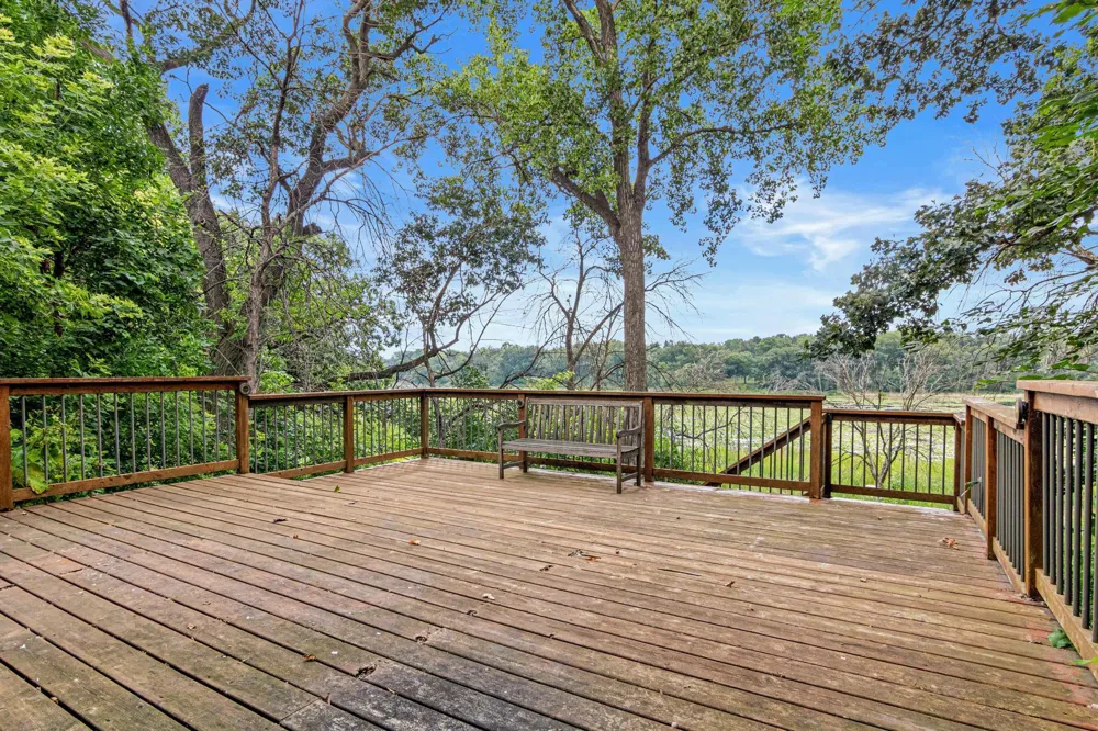 9339 Cedar Lake Road S Saint Louis Park, MN 55426