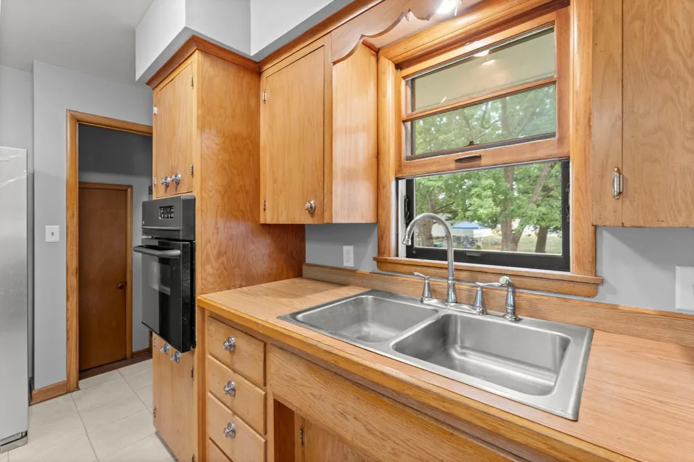 238 Macarthur Street W South Saint Paul, MN 55075