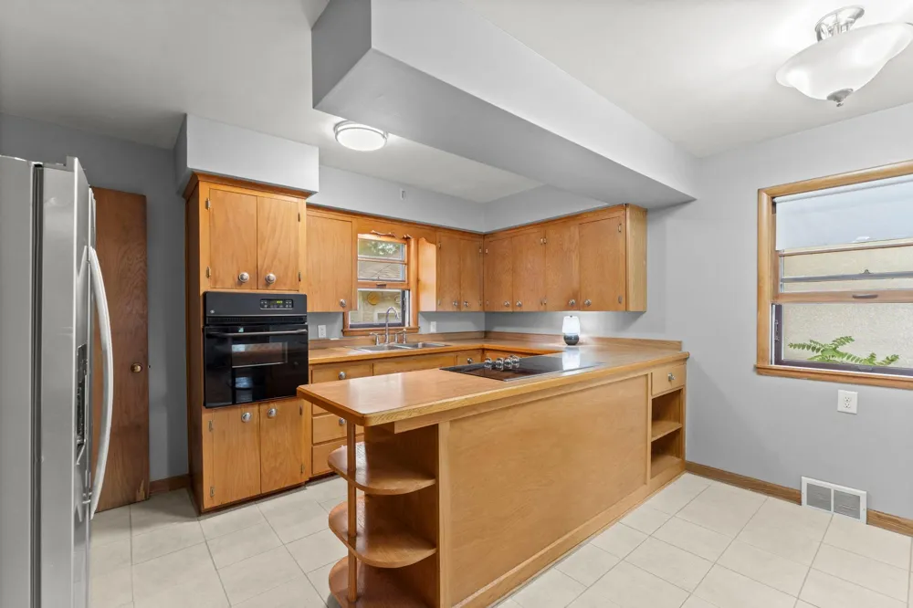 238 Macarthur Street W South Saint Paul, MN 55075