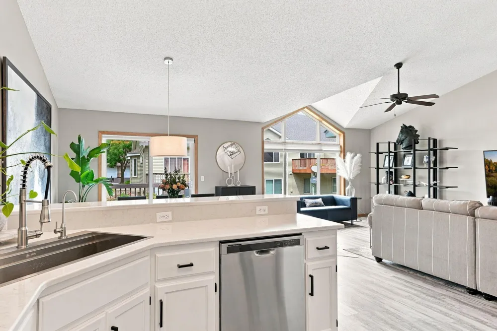7606 Red Fox Trail Greenfield, MN 55373