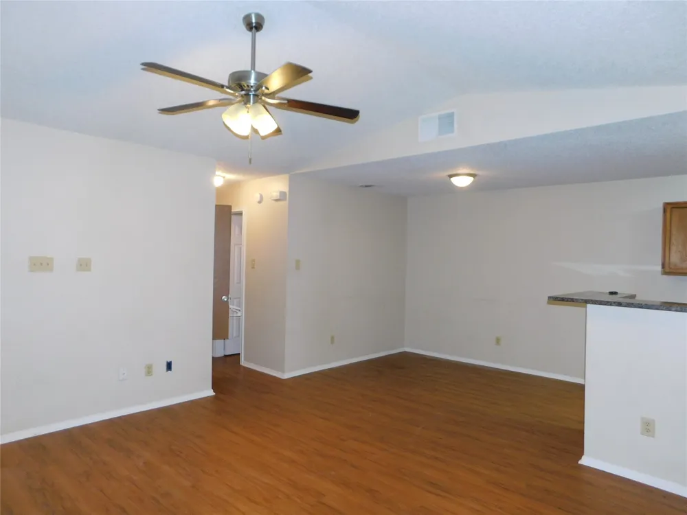 7900 West Gate Boulevard #A Austin, TX 78745