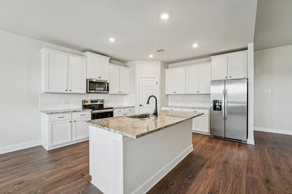 501 W Luna Blue Lane Jarrell, TX 76537