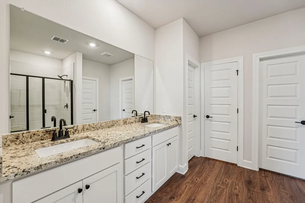 501 W Luna Blue Lane Jarrell, TX 76537