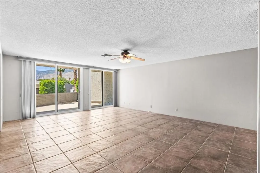 2620 Whitewater Club Drive #D Palm Springs, CA 92262