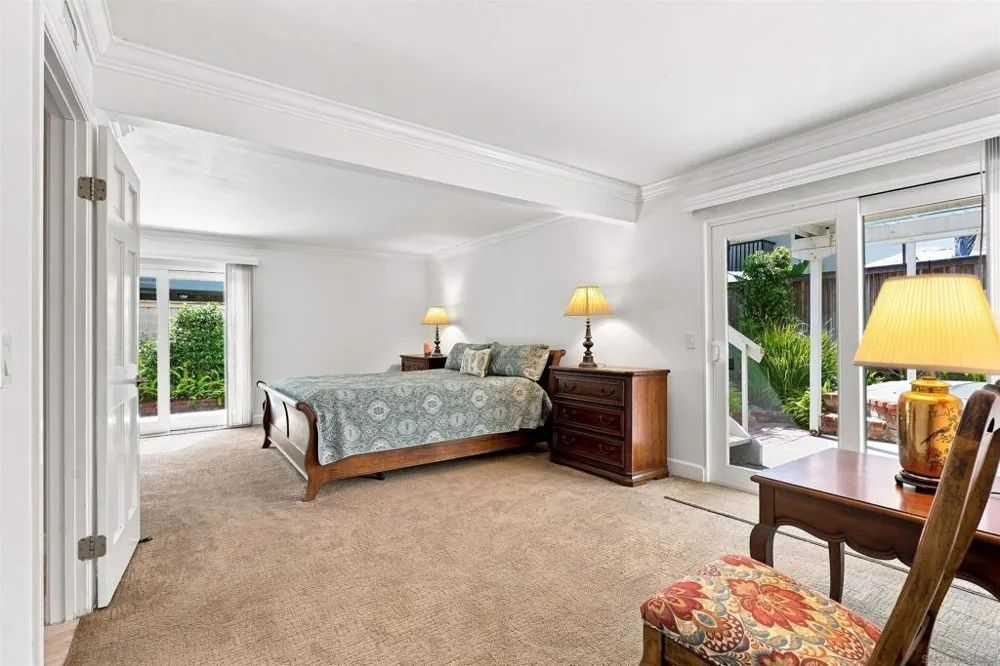22 Catspaw Cape Coronado, CA 92118