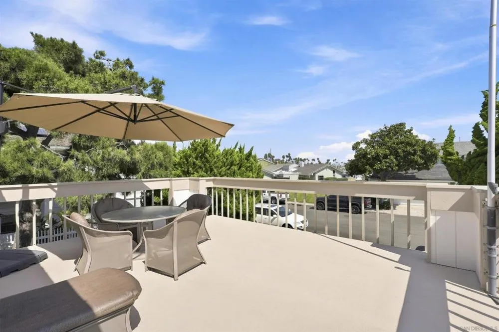 22 Catspaw Cape Coronado, CA 92118