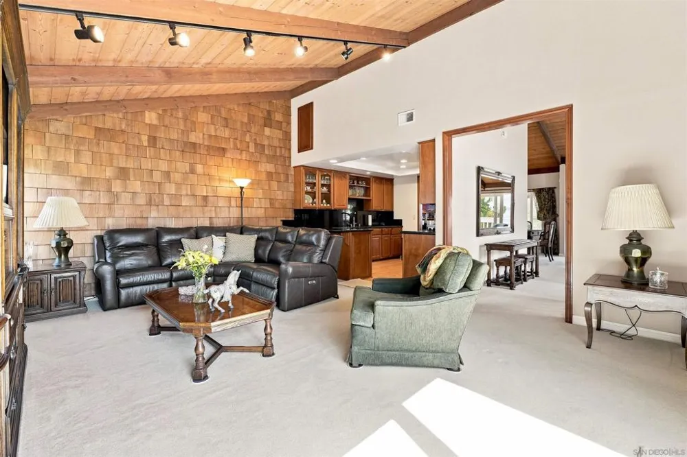 22 Catspaw Cape Coronado, CA 92118