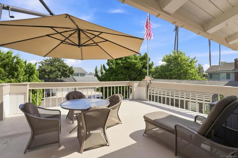 22 Catspaw Cape Coronado, CA 92118