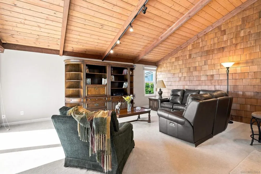 22 Catspaw Cape Coronado, CA 92118