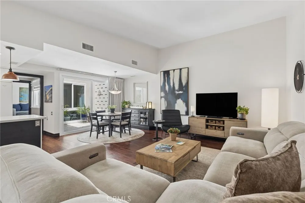 80 Calle Aragon #G Laguna Woods, CA 92637