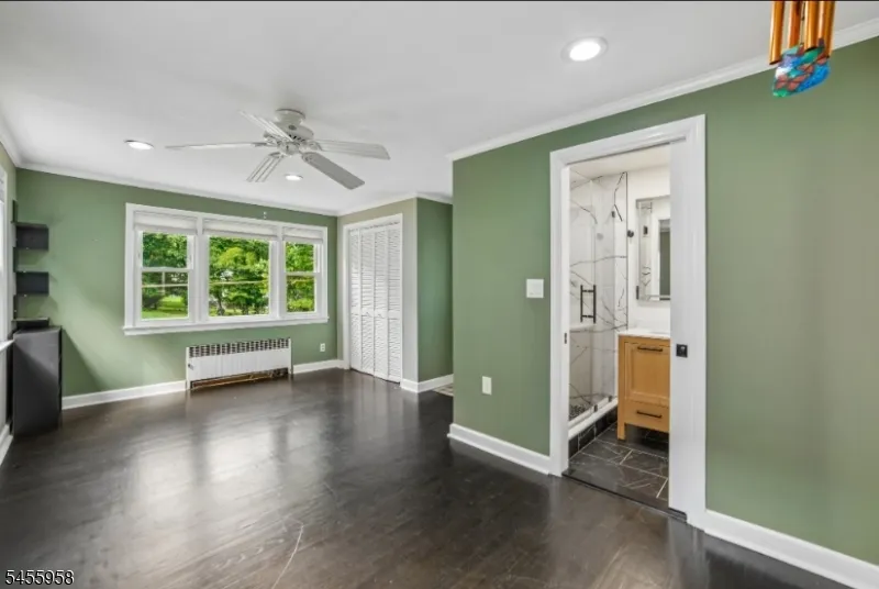 47 W Lawn Rd Livingston, NJ 07039