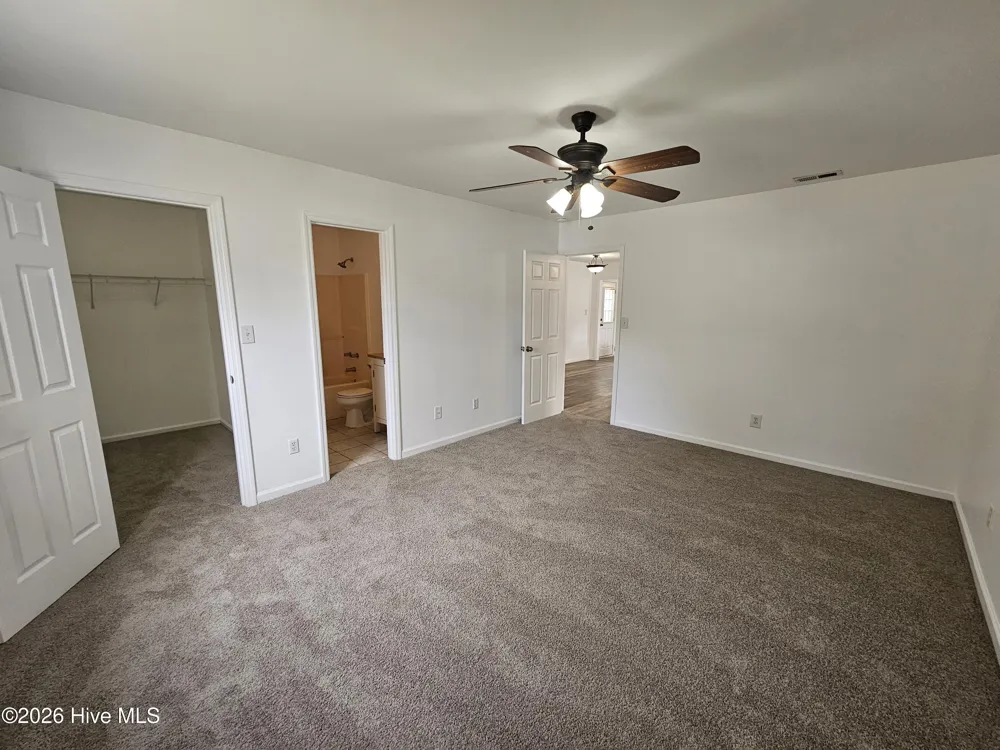 404 Chaps Court Jacksonville, NC 28546