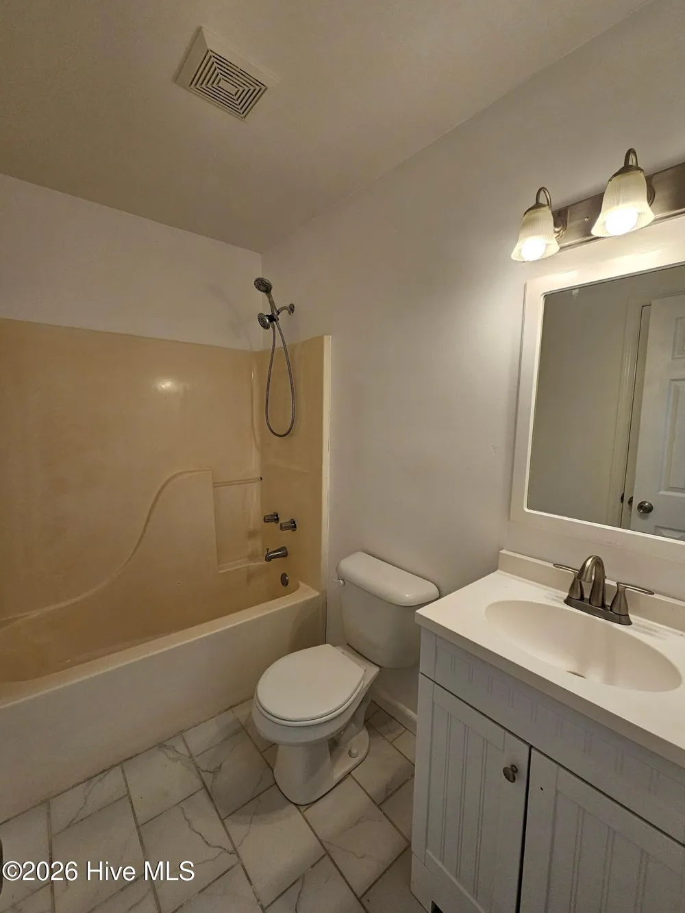 404 Chaps Court Jacksonville, NC 28546