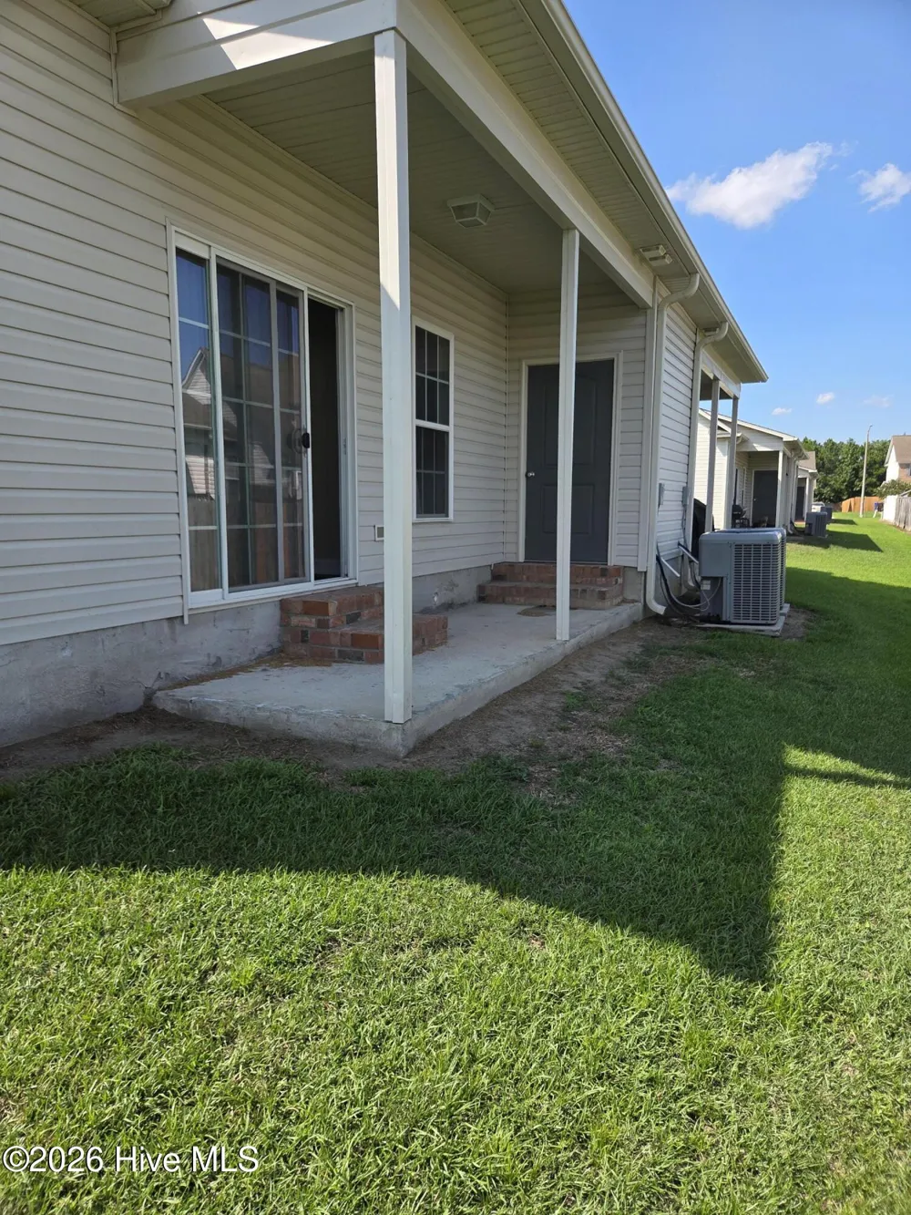 3909 Granada Drive #B Winterville, NC 28590