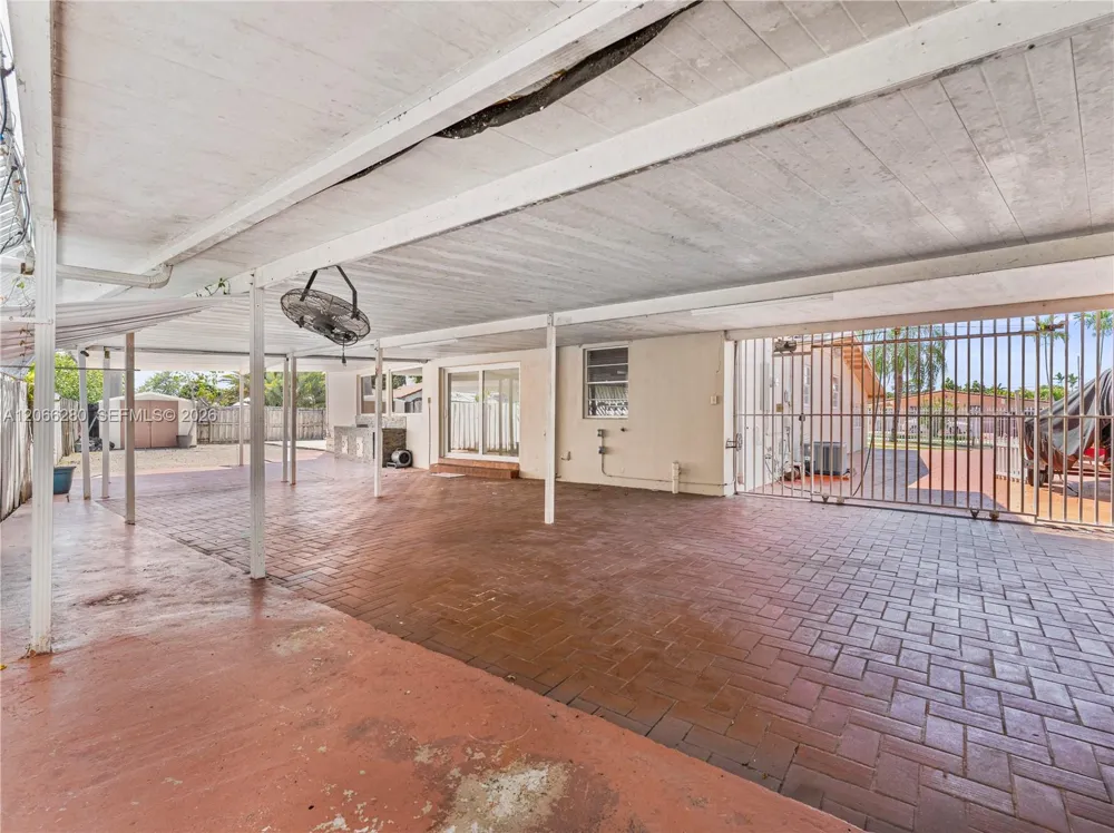 8241 SW 12th Ter Miami, FL 33144