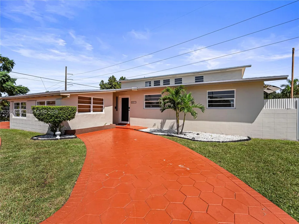 8241 SW 12th Ter Miami, FL 33144